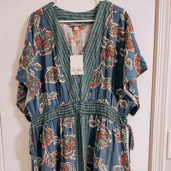 Floral Green Maxi Dress - Picture 2 of 5